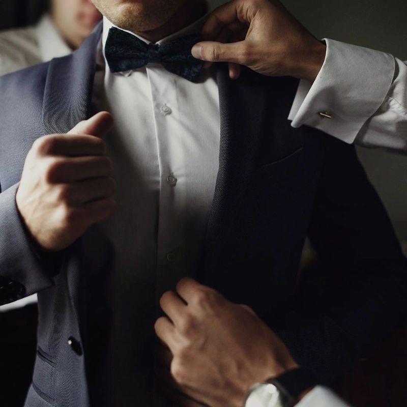 suit 2 Whiskey