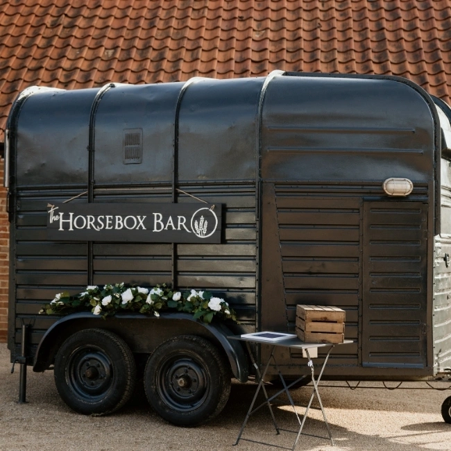 The White Horse, Horsebox